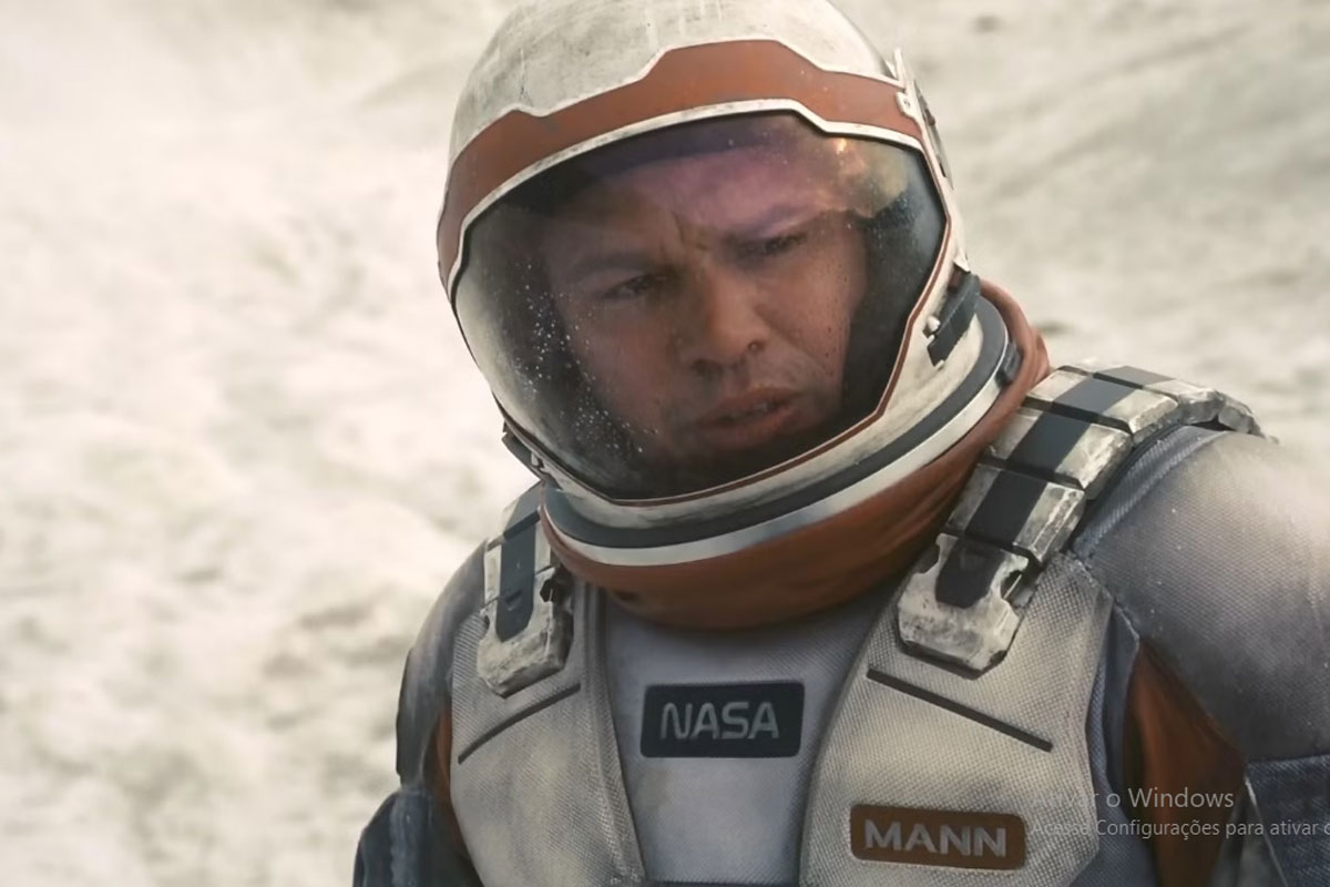 O ator Matt Damon em Interestelar de 2014