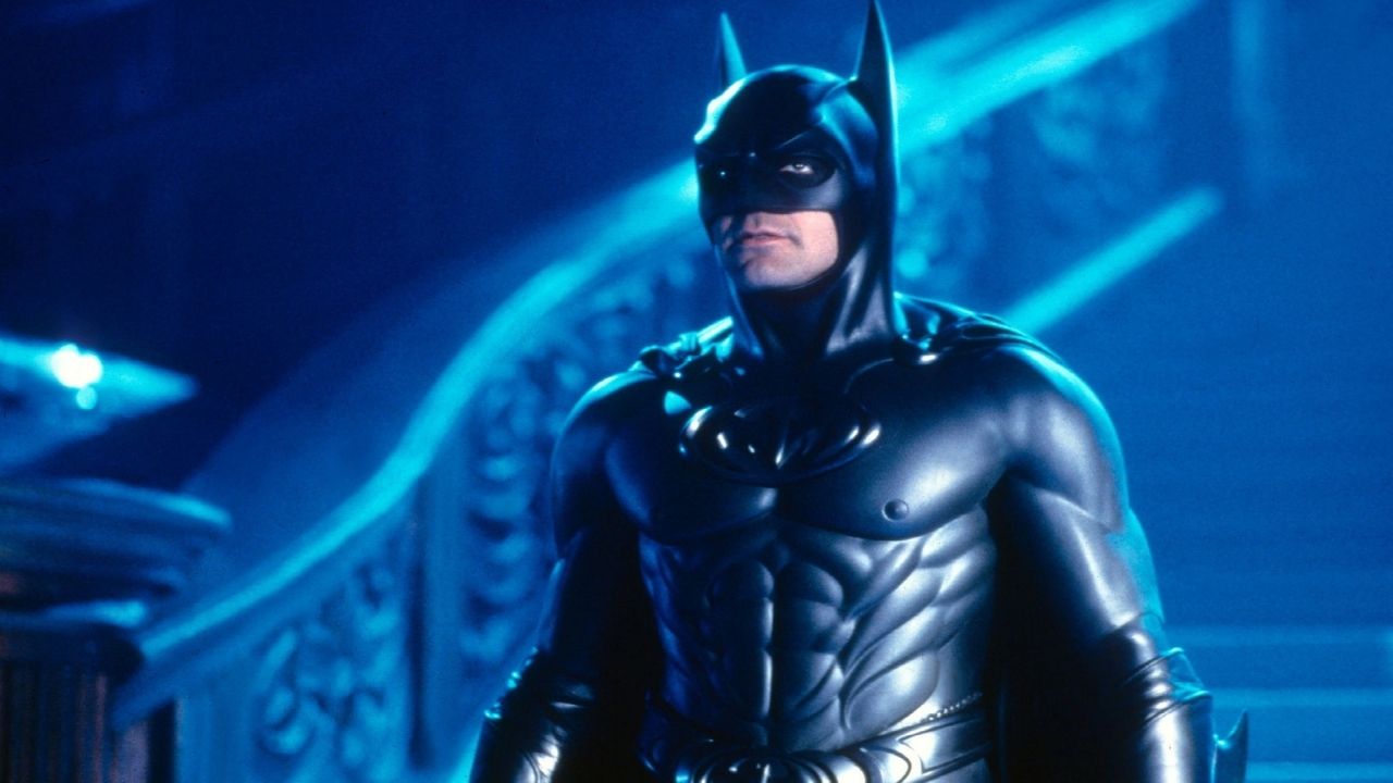 George Clooney Em 1997, Clooney vestiu o Batsuit para Batman & Robin
