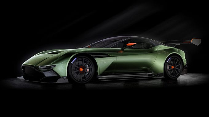 Aston Martin Vulcan - US$ 2,3 milhões compõe a lista dos automóveis mais caros do mundo.