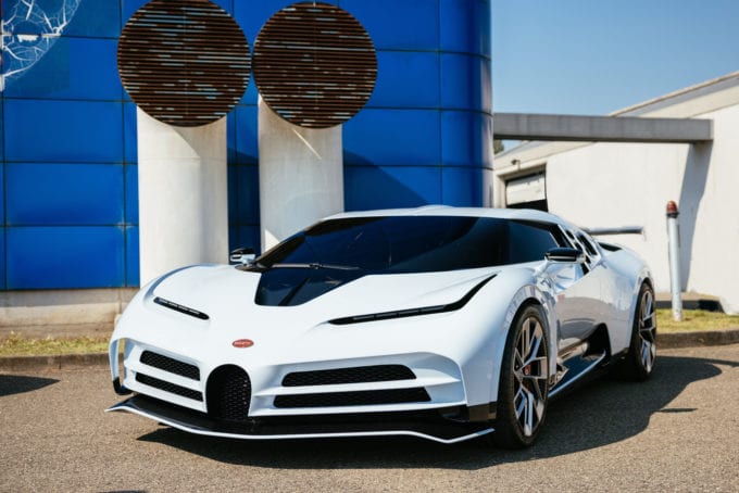 Bugatti Centodieci - US$ 9 milhões