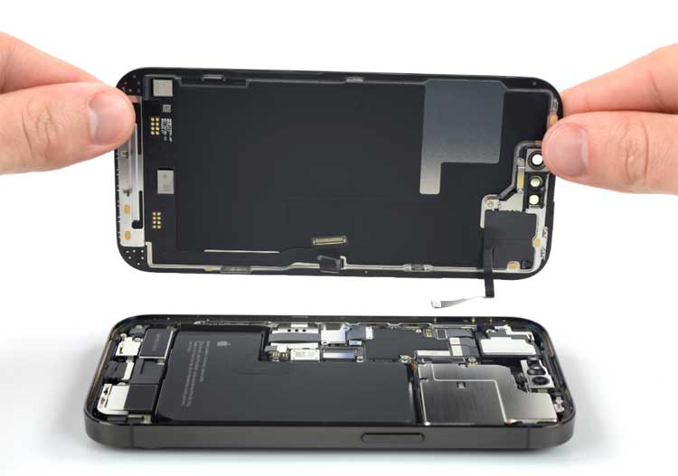 Desmontagem do Apple iPhone 14