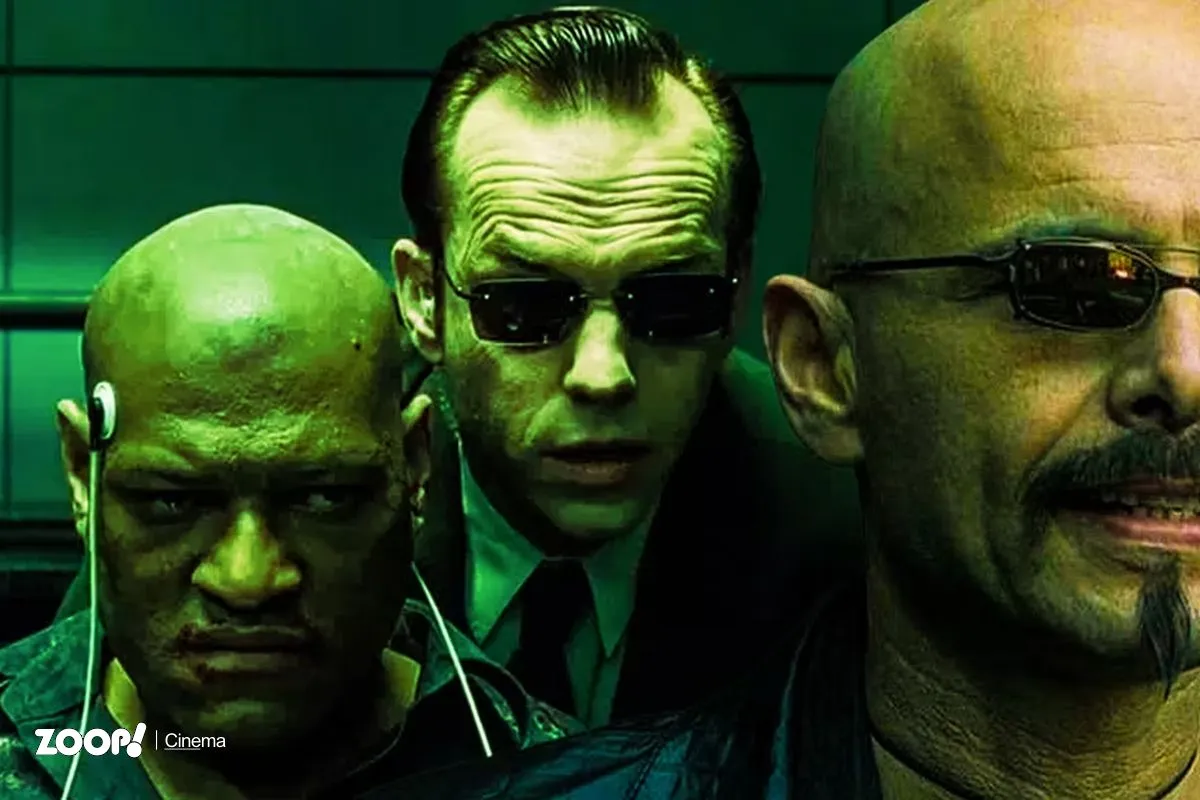 Cypher, Morpheus e o Agente Smith em Matrix.