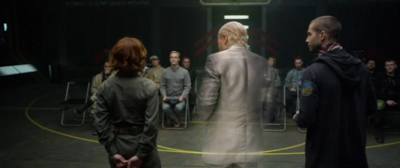 Weyland encerra a apresentação no filme Prometheus.