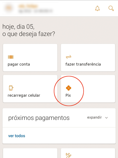 No banco Itaú, mostrado na tela abaixo, o Pix pode ser encontrado no menu de ações