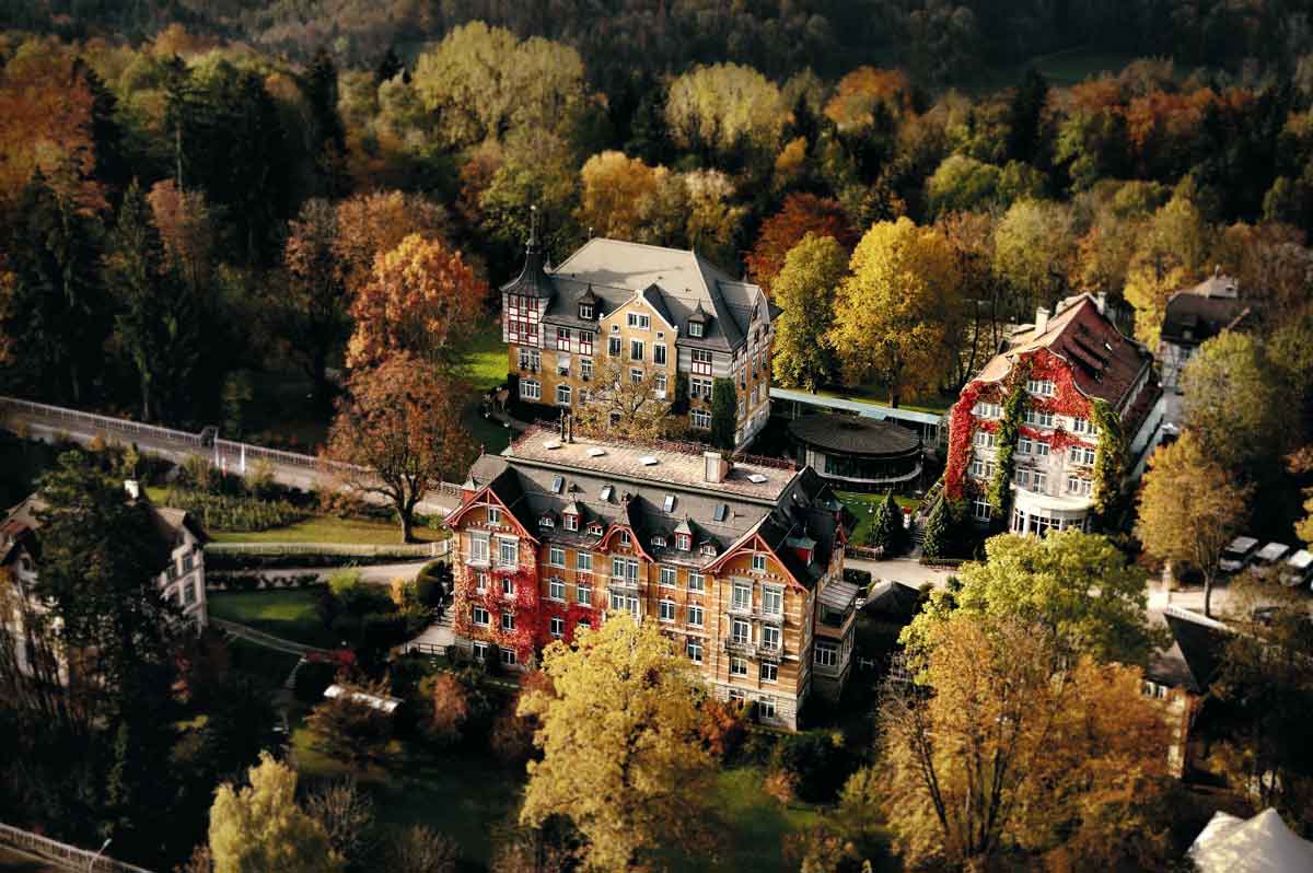 Vista aérea do Institut auf dem Rosenberg na Suíça.