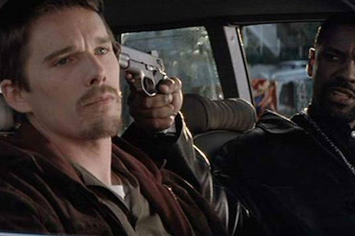 Ethan Hawke nos bastidores intensos do filme Dia de Treinamento, de 2001.