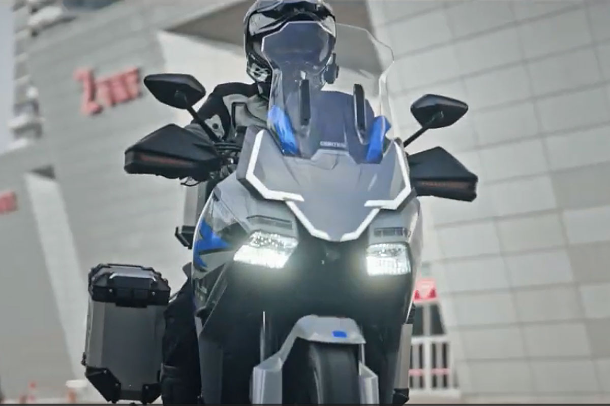 Zontes 703T sport touring, vista frontal